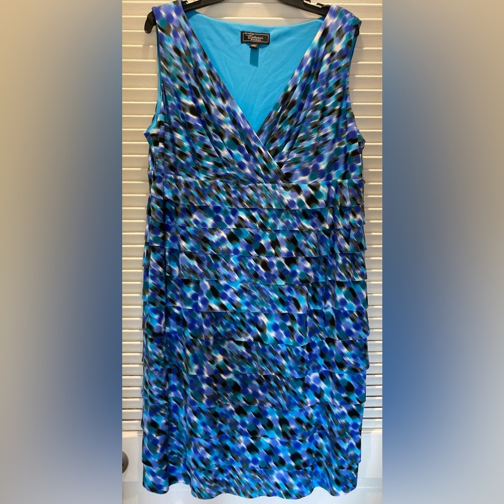 Dressbarn V Neck dress sz 18